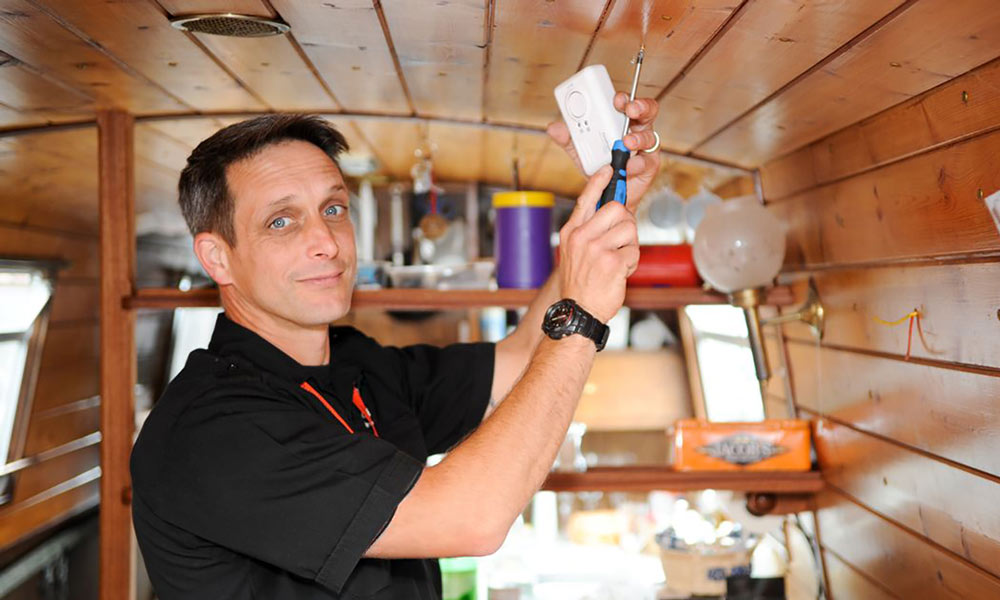 fitting a carbon monoxide alarm