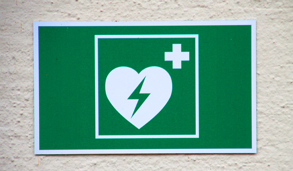 defibrillator graphic 