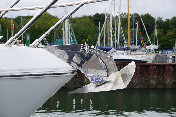 Anchor Side Bow