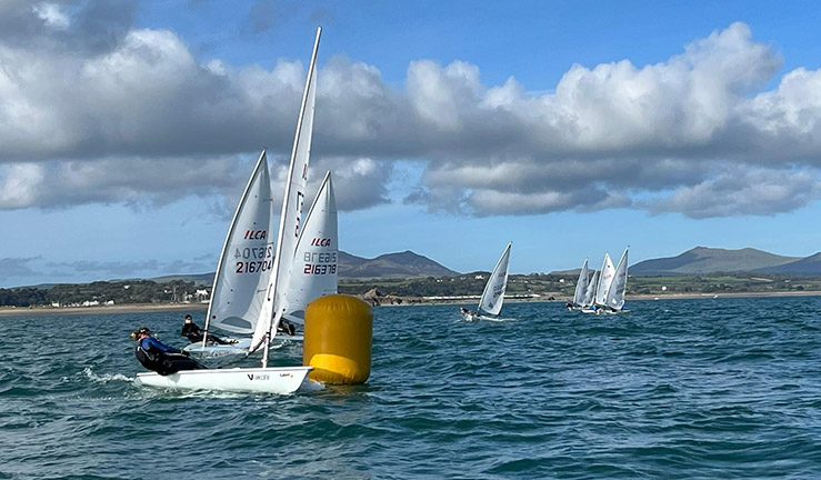 Wide shot of ilca race
