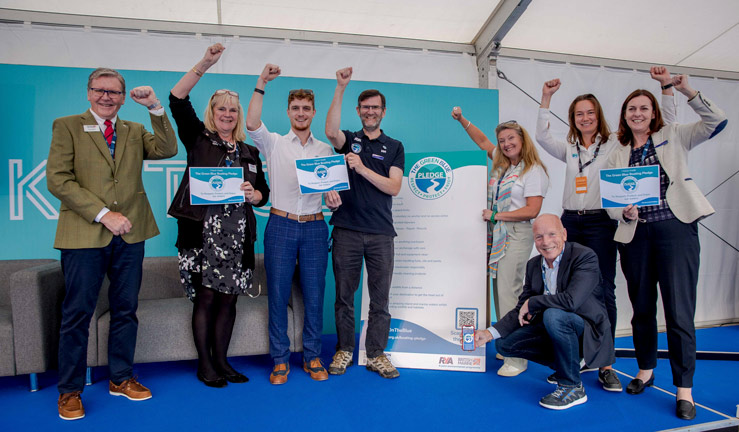 The RYA and British Marine celebrate the launch of The Green Blue Boating Pledge at the Southampton International Boat Show