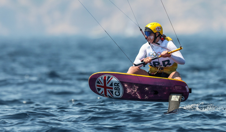 ellie aldridge racing in formula kite class at paris 2024 olympic games