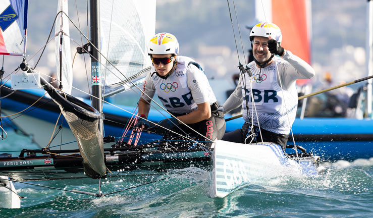 john gimson and anna burnet racing in nacra 17 fleet at paris 2024 olympic games