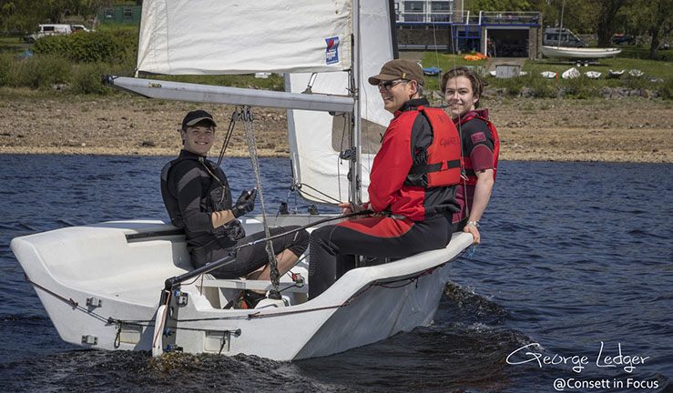 Derwent Reservoir, Consett, Co. Durham, ENGLAND - 20th May 2023: Consett in Focus (CiF) project - Consett@Play, Derwent Reservoir Sailing Club, Sailing instruction - L1 and L2 courses at Derwent Reservoir, Consett,  Co. Durham, ENGLAND.(Photo by George Ledger Photography)...