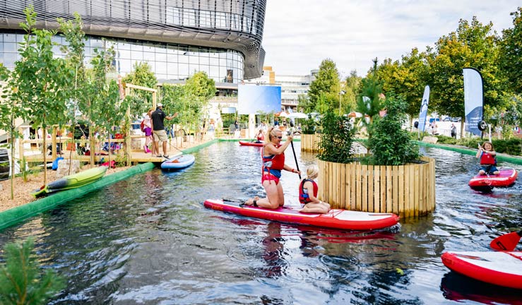 Paddleboarding lake at Southampton Boat Show