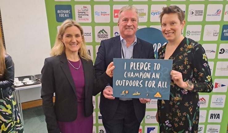 British Canoeing's chief executive Ashley Metcalfe with Kim Leadbeater MP (left) and Tracey Crouch MP (right)