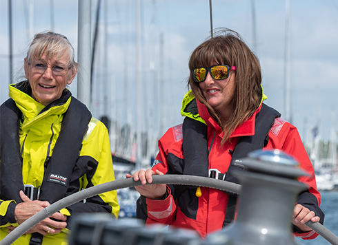 yachting sailing courses uk