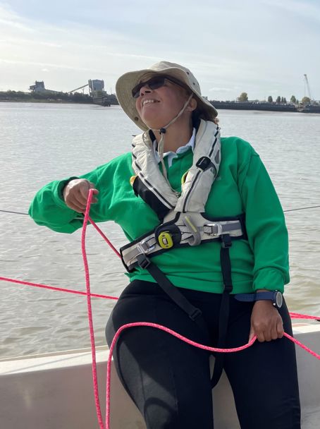 	Flying the spinnaker on the clubs raving keel boat