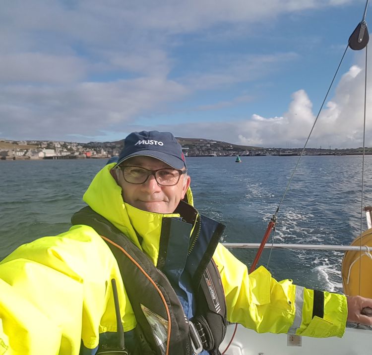 SJ marine profile photo selfie