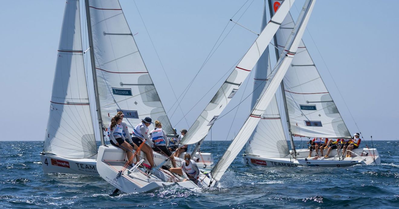 Merched Y Mor team competing at Cope Del Rey MAPFRE © Laura G Guerra / Cope Del Rey MAPFRE