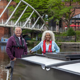 couple enjoying an afternoon on the inland waterways