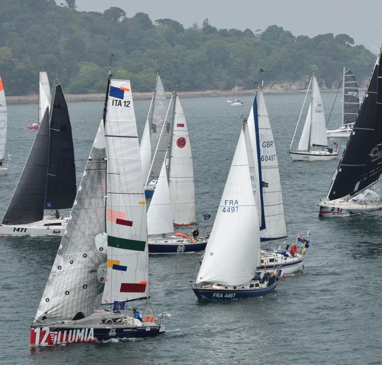 multiple boats navigating a course