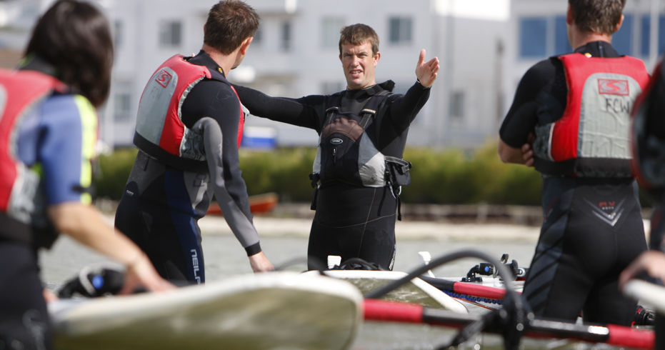 An instructor carrying out their lesson with trainees 