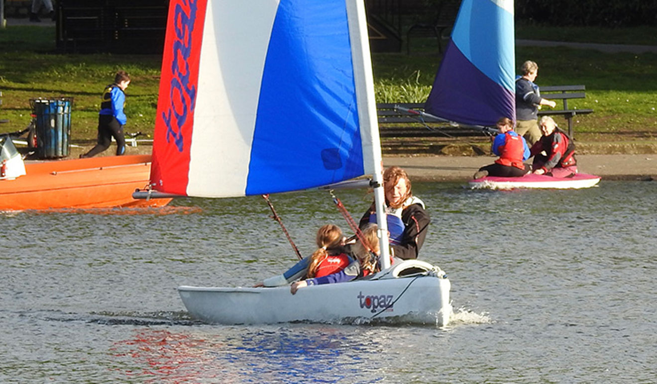 Yeadon Sailing Club, credit Neil McInnes