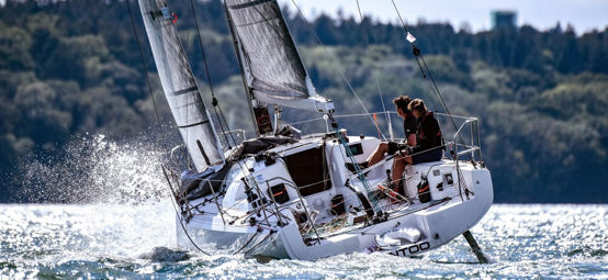 Offshore racing in larger boat