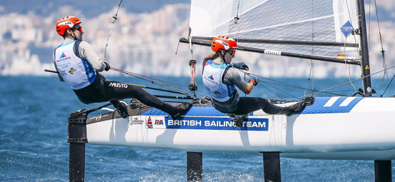 	An image of John Gimson Anna Burne sailing on the boat
