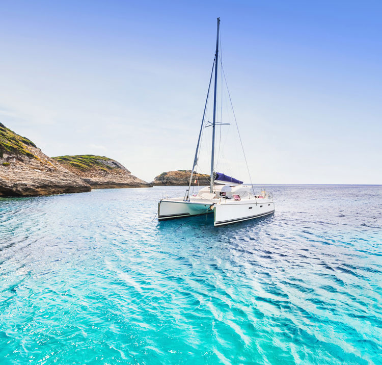 Boat in turquois waters