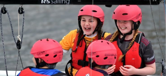 Helmet laugh 739