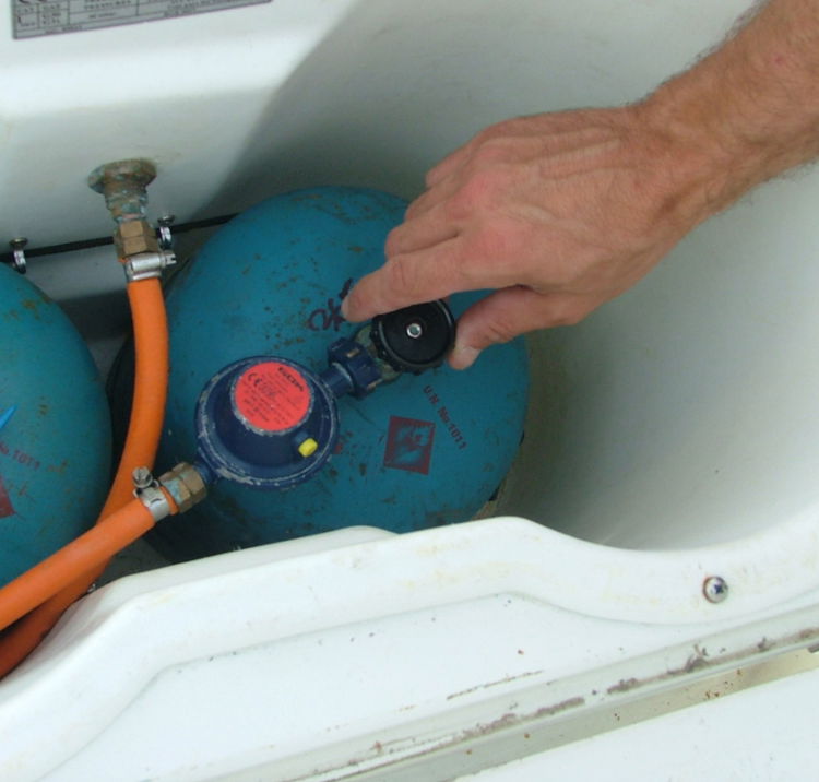 Carrying out gas safety checks on boats