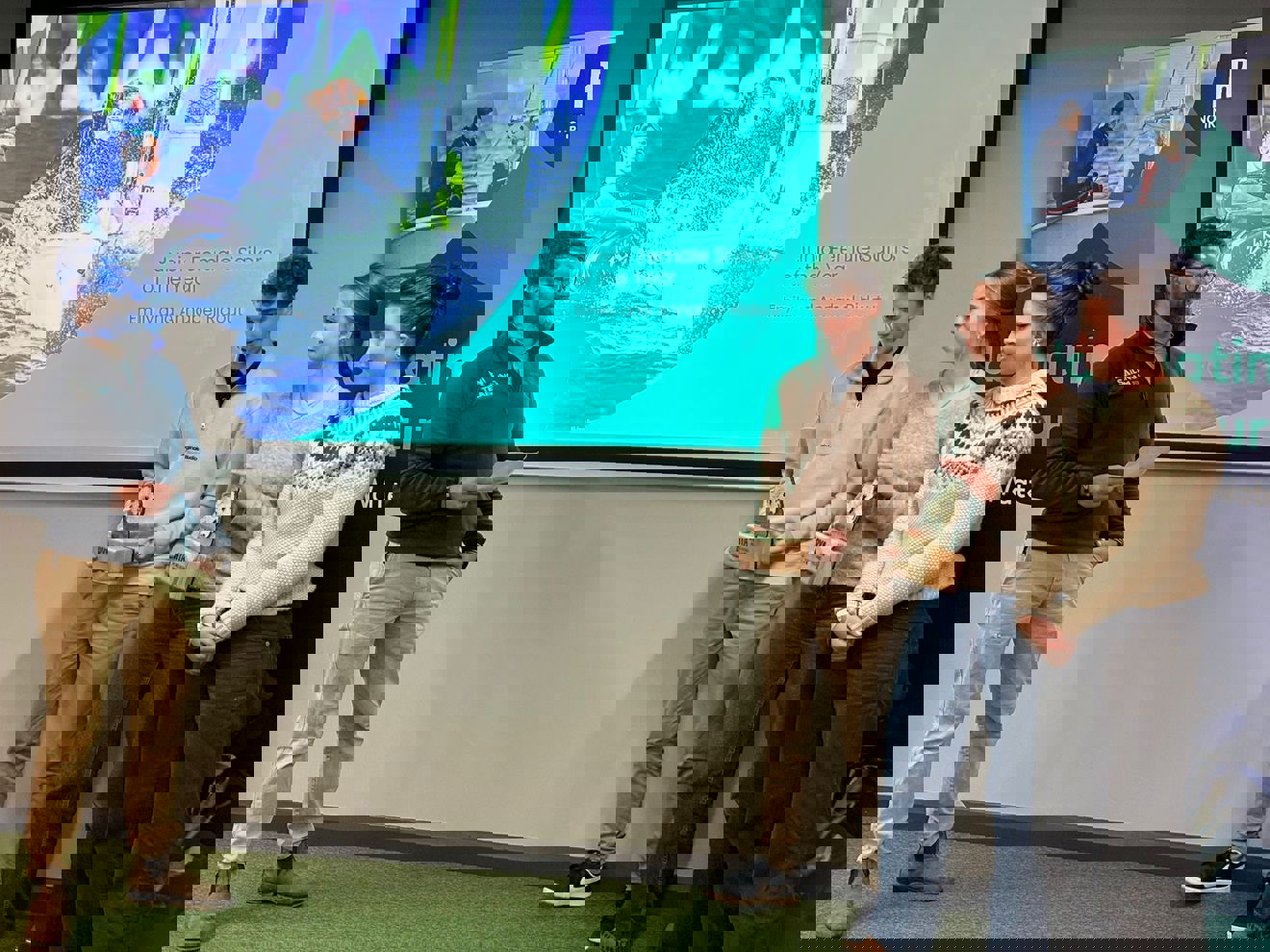 All three winners and Hammy 