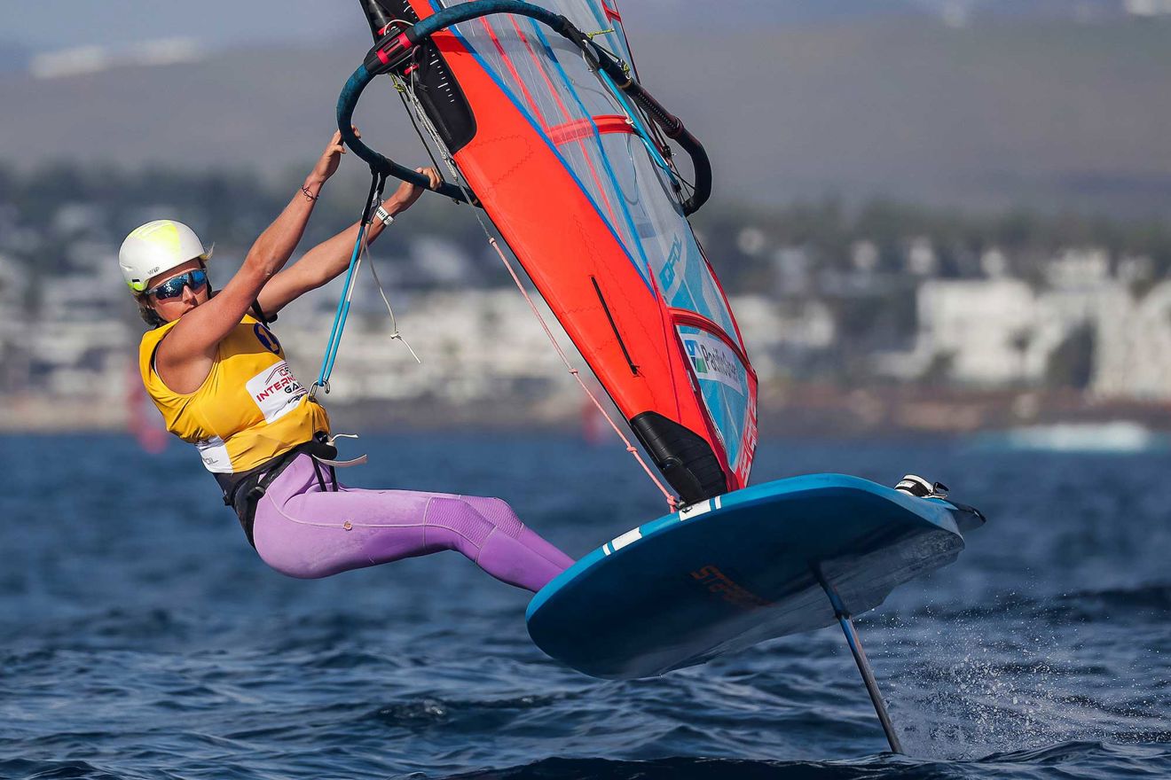iQFOiL World Champion Emma Wilson in action (c) Sailing Energy
