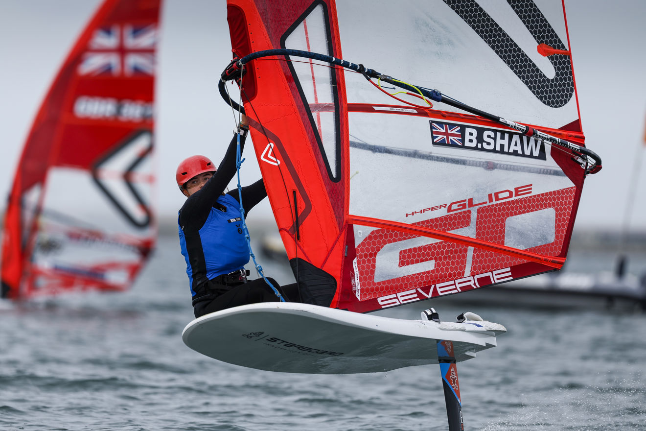 Darcey Shaw,IQ Foil2024 performing for the RYA Youth National Championships